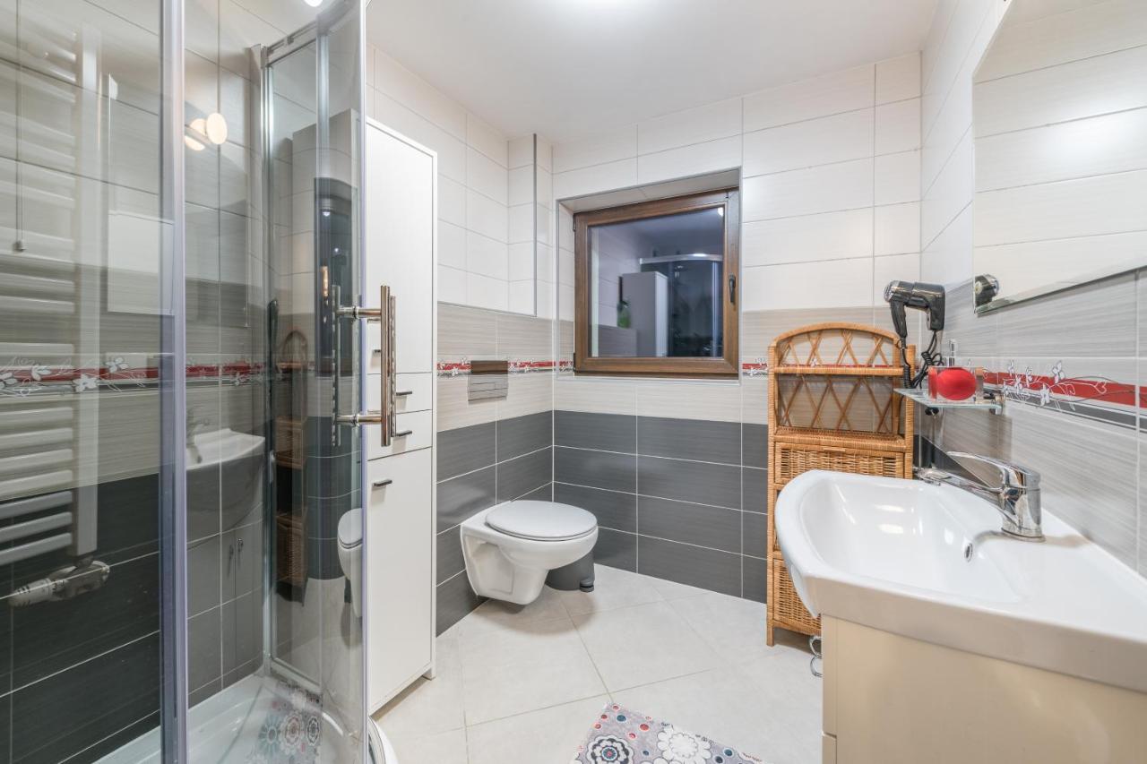 To Tu Apartment Czarna Gora Luaran gambar